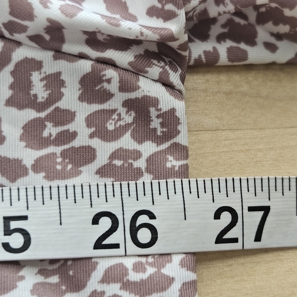 Jaclyn Smith Womens 2pc Animal Print Pajama Set Size 2X & 3X - Picture 2 of 11